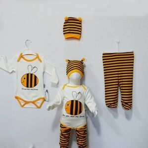 Bee onsie footsie babies organic